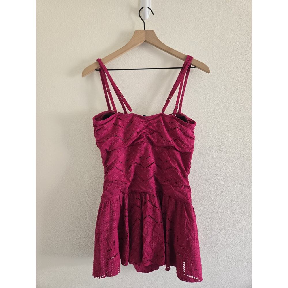 Sundance Seas The Day One Piece Swimsuit MED Fushia Magenta Eyelet Bathing Suit - Picture 2 of 7